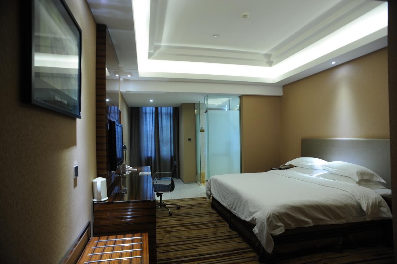 Jiangxi Seven Star Shang Wu Hotel 南昌 エクステリア 写真