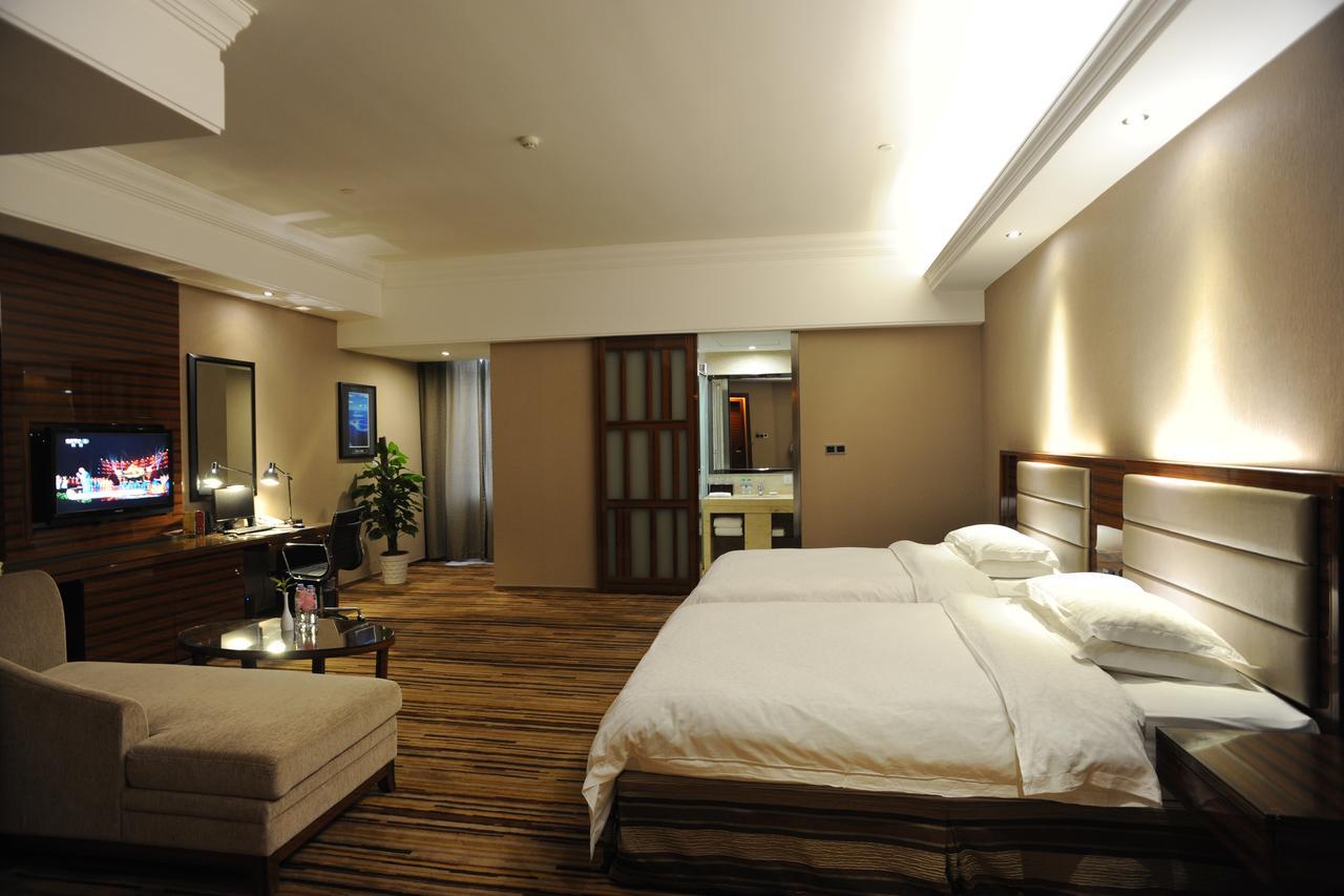 Jiangxi Seven Star Shang Wu Hotel 南昌 エクステリア 写真