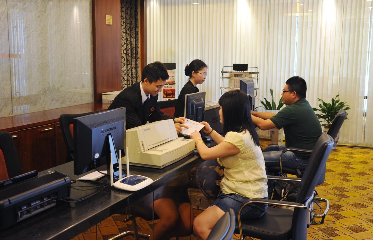 Jiangxi Seven Star Shang Wu Hotel 南昌 エクステリア 写真